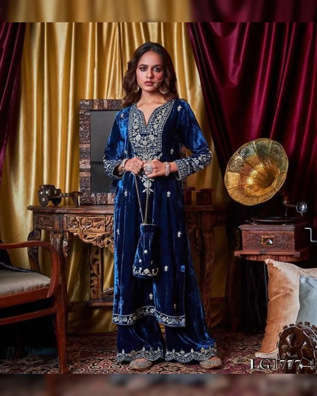 Velvet Royale Ensemble alternate view