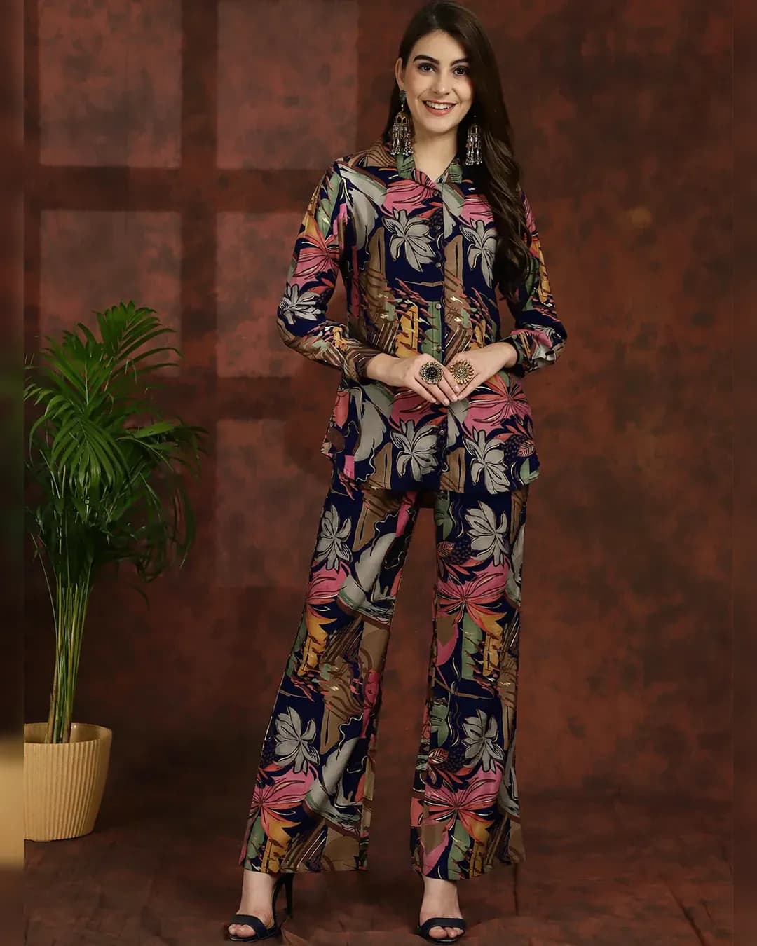 Elegant Navy Blue Floral Co-ords: Tunic & Trousers Set alternate view