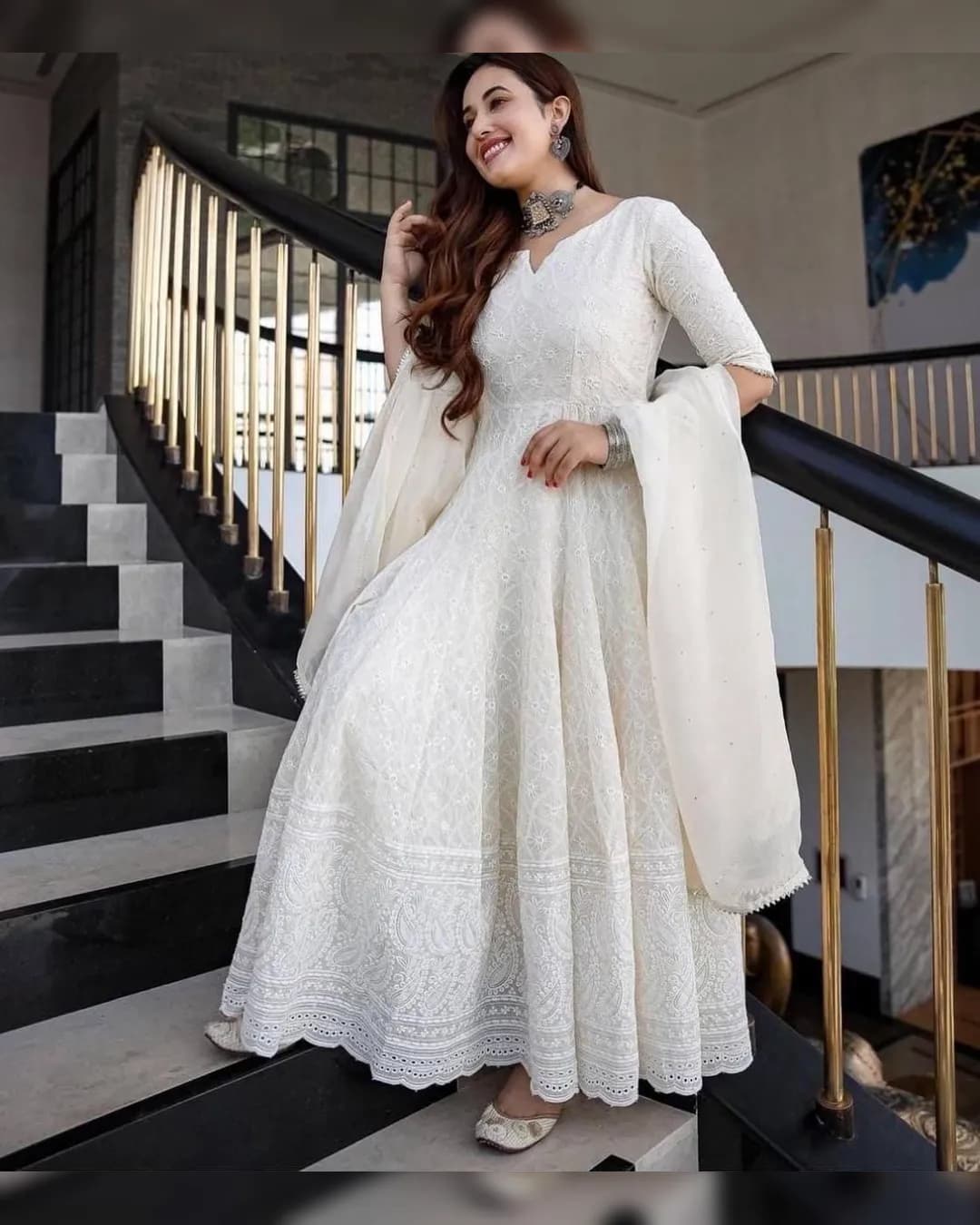Timeless Elegance: White Chickenkari Kurti with Dupatta alternate view