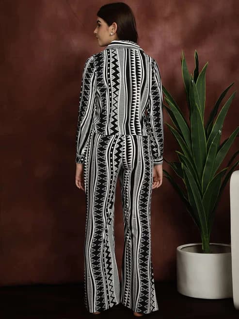 Chic Comfort: Black Abstract Rayon Lounge Set alternate view