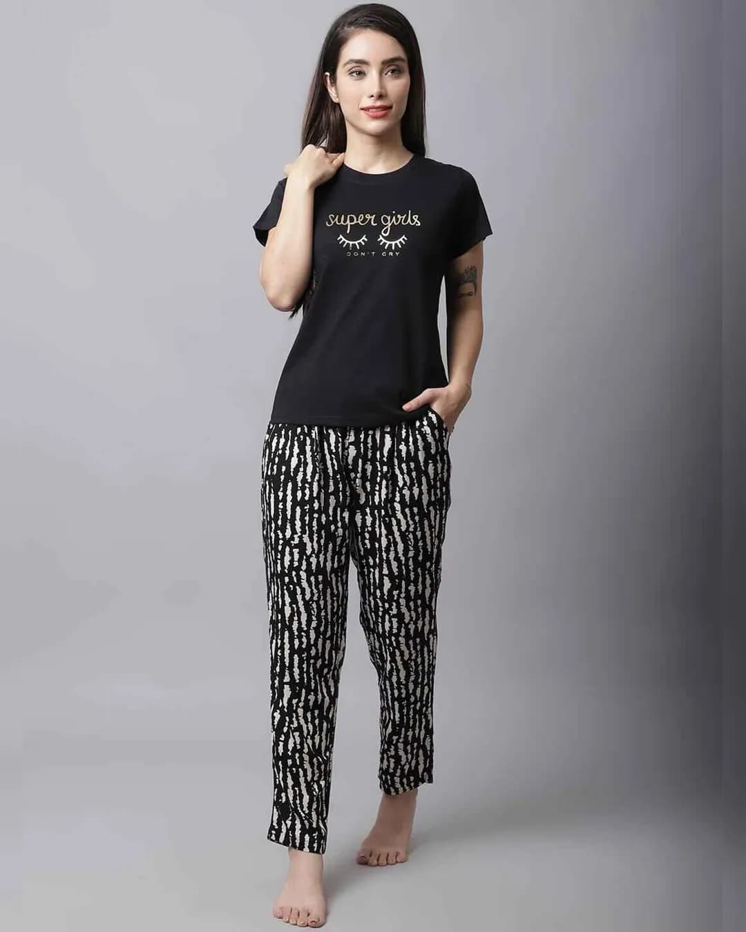 Black Color Abstract Printed Viscose Rayon Nightsuit