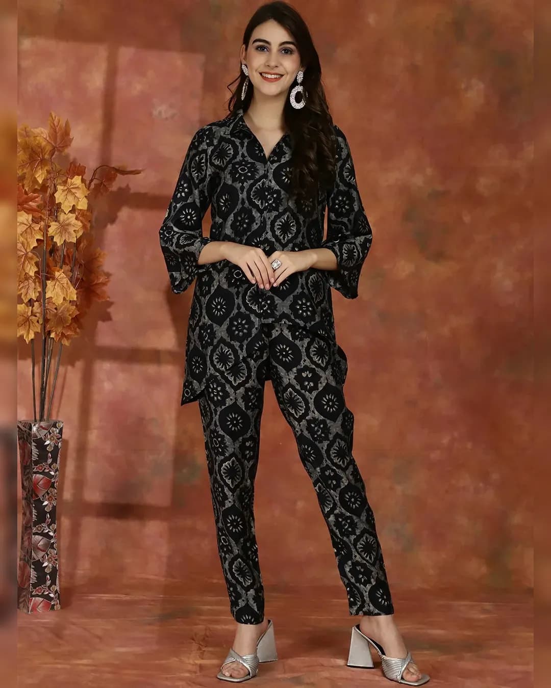 Monochrome Chic: Black & Grey Abstract Chanderi Silk Co-ord Set