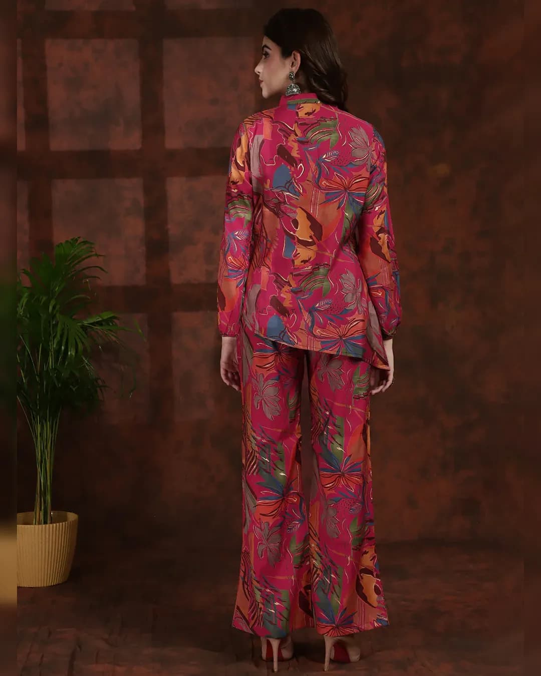 Vibrant Pink Floral Co-ord Set: Tunic & Palazzos Ensemble alternate view