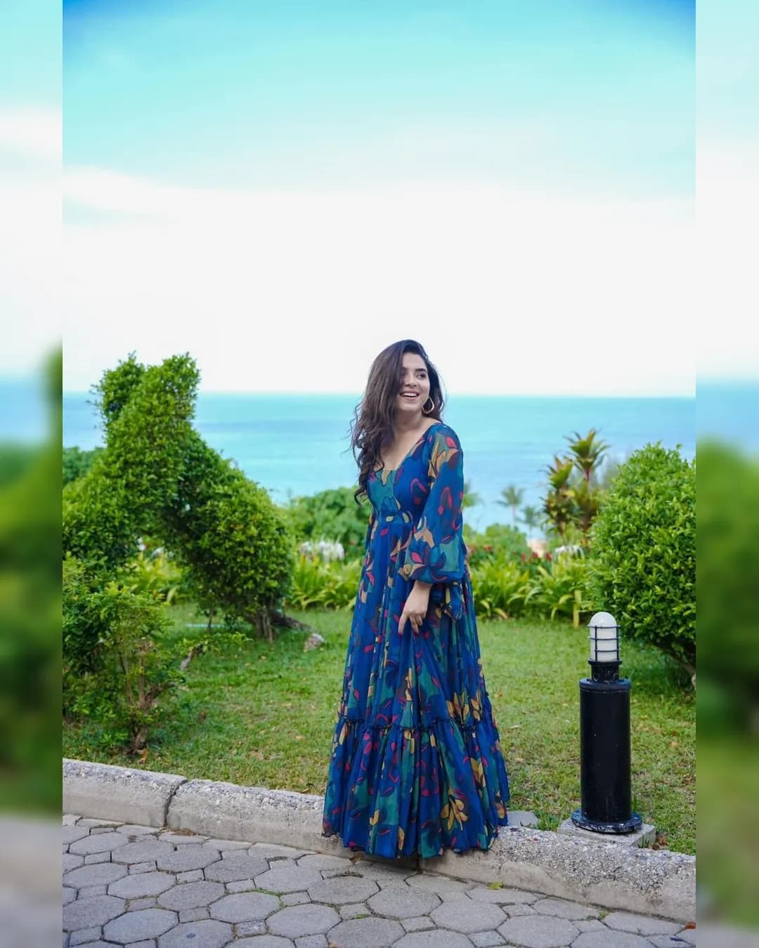 Luxurious Gown in Faux Gorgette with Rich Digital Print alternate view