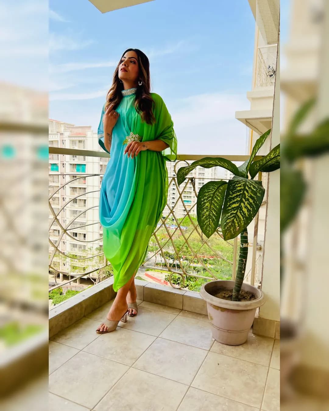 Hand-Embellished Twin Shade Kaftan in Premium Faux Georgette