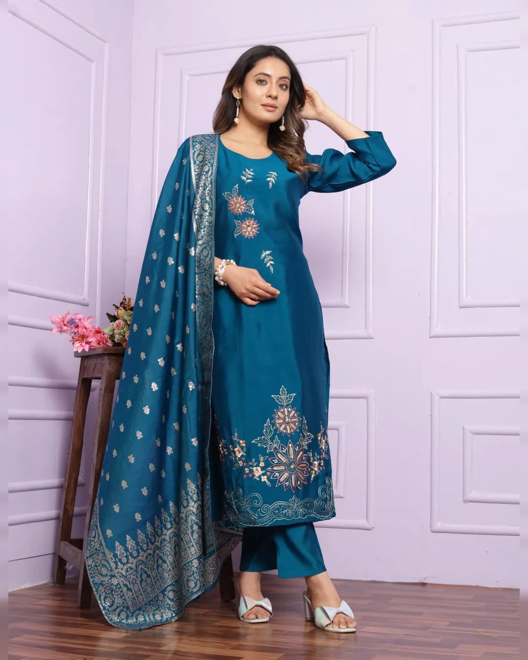 Stylish Russian Silk Kurta Set With Banarasi Dupatta
