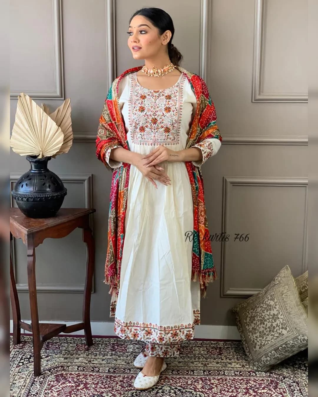 Elegant Pastel Cotton Suit Set with Chinnon Crush Dupatta alternate view