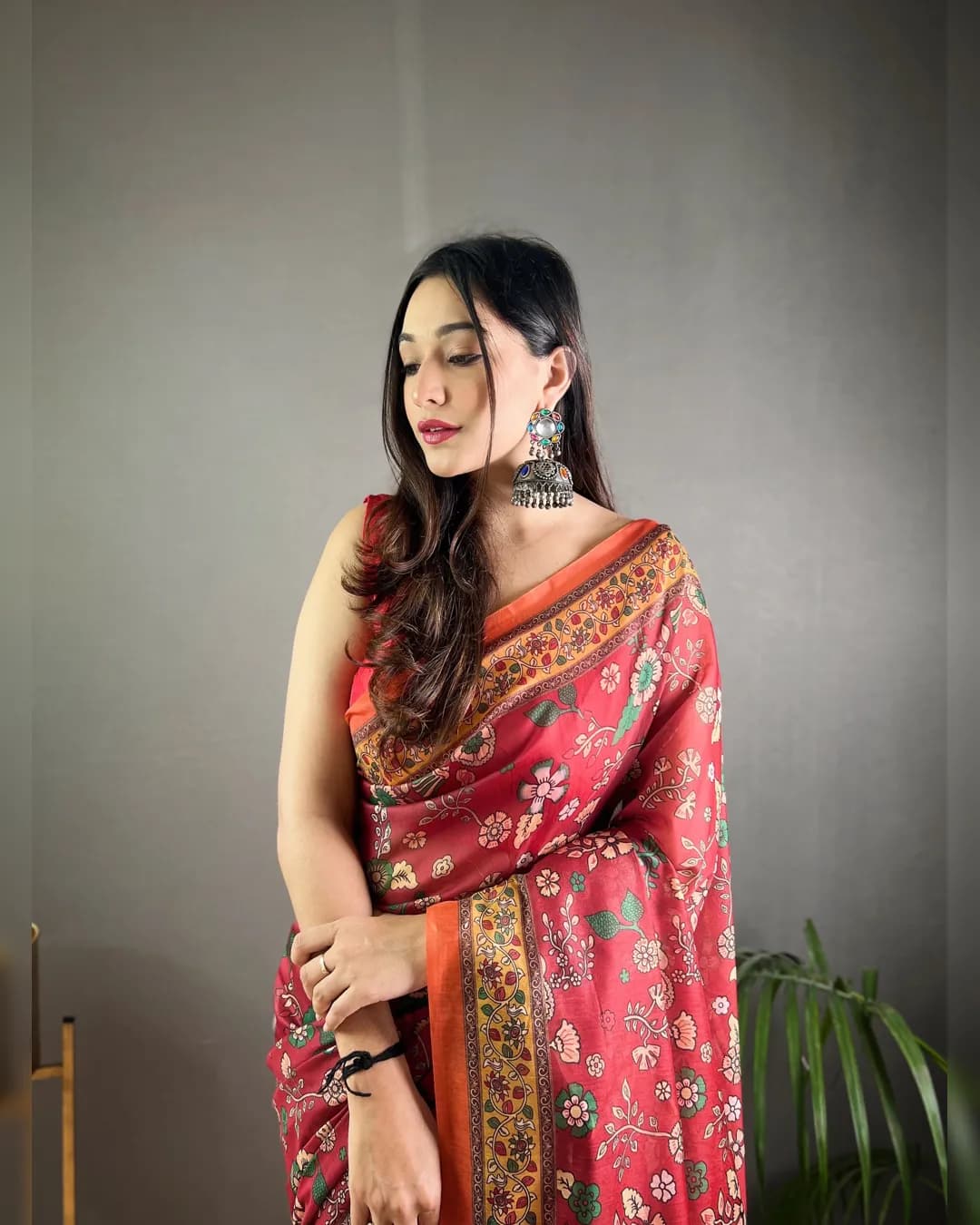 Pure Malai Cotton Saree with Beautiful Kalamkari Prints and Contrast Pallu alternate view