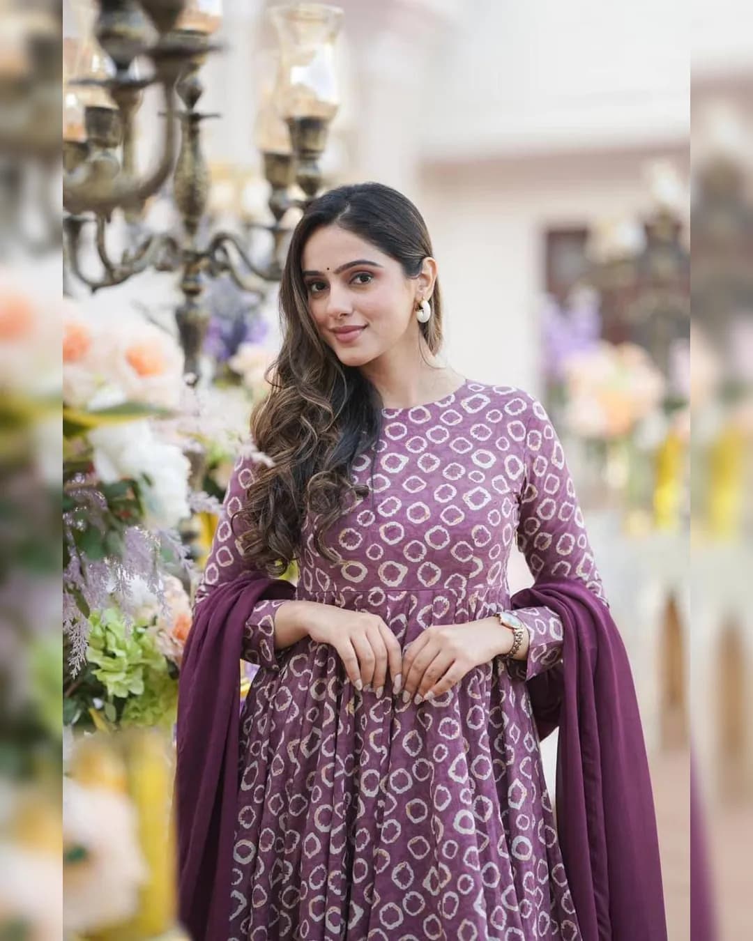 Plum Muslin Suit : Elegant Georgette Ensemble with Beautiful Print alternate view