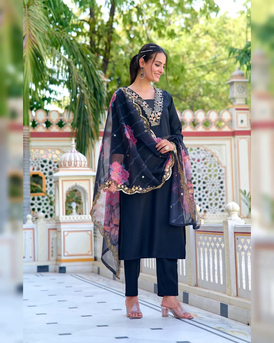 Women Chanderi Kurta With Pant And Digital Print Heavy Embroidery Dupatta Set alternate view