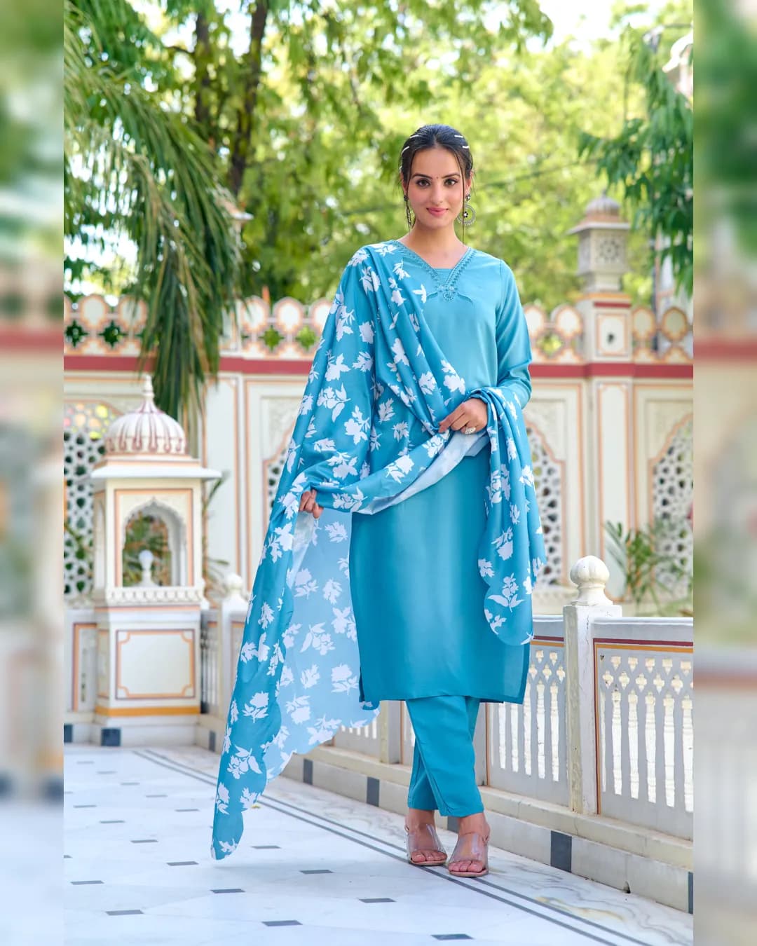 Women Viscose Kurta With Pant And Digital Print Dupatta Set