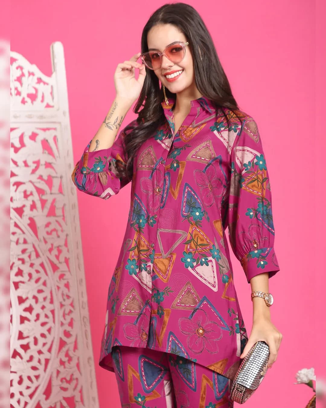 Magenta Color Abstract Printed Chanderi Premium Co-Ords Set alternate view