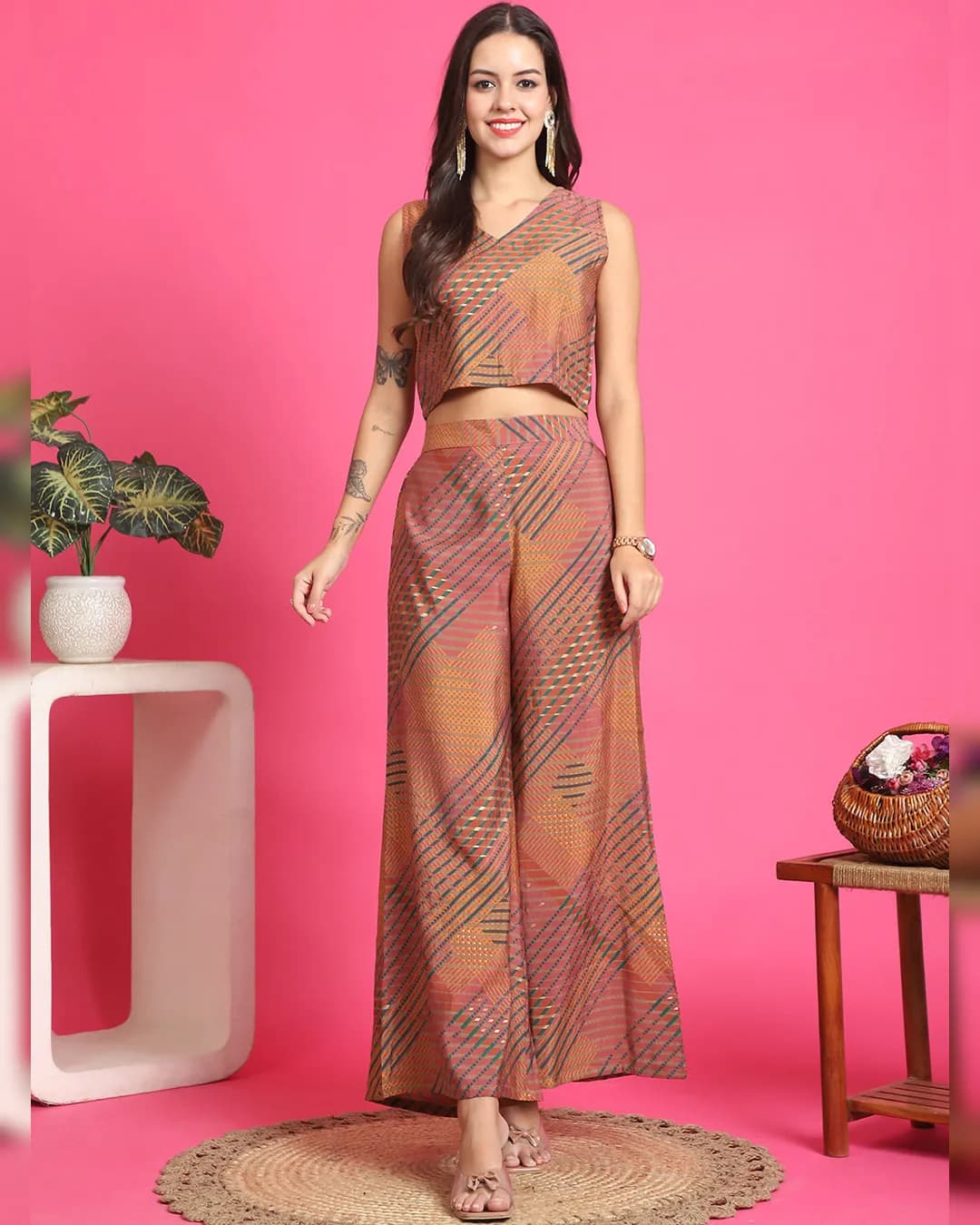 Pink Color Abstract Printed Premium Chanderi Co-ord Set alternate view