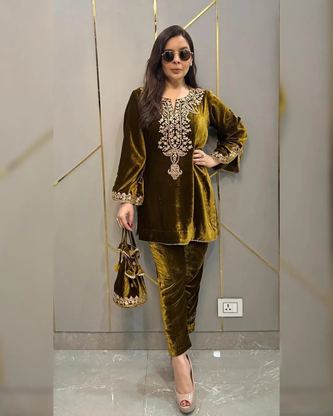 Party Wear Look Velvet Top with Fully Stitched Bottom