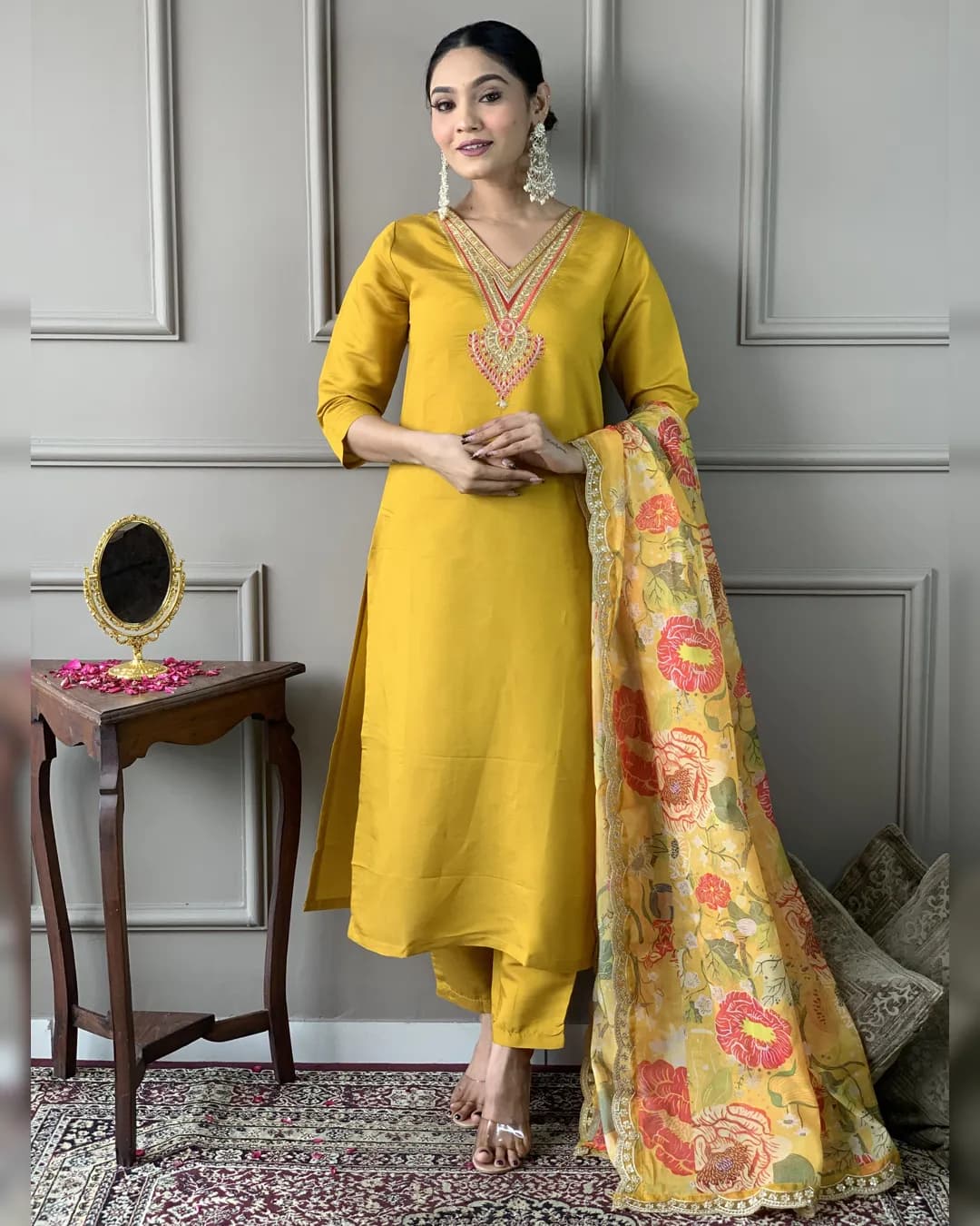 Women's Chanderi Embroidered Kurta Set with Pant & Organza Dupatta alternate view