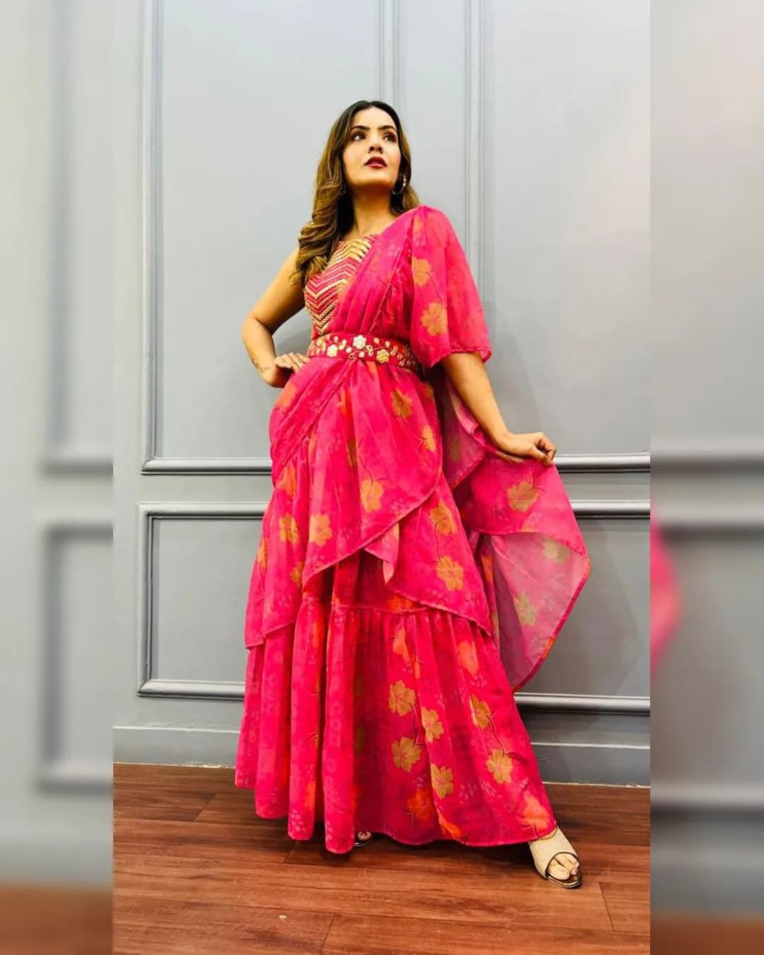 Sapnaaz Exclusive Wedding Edition Ready-to-Wear Ruffle Saree Set with Designer Blouse & Embroidered Waist Belt