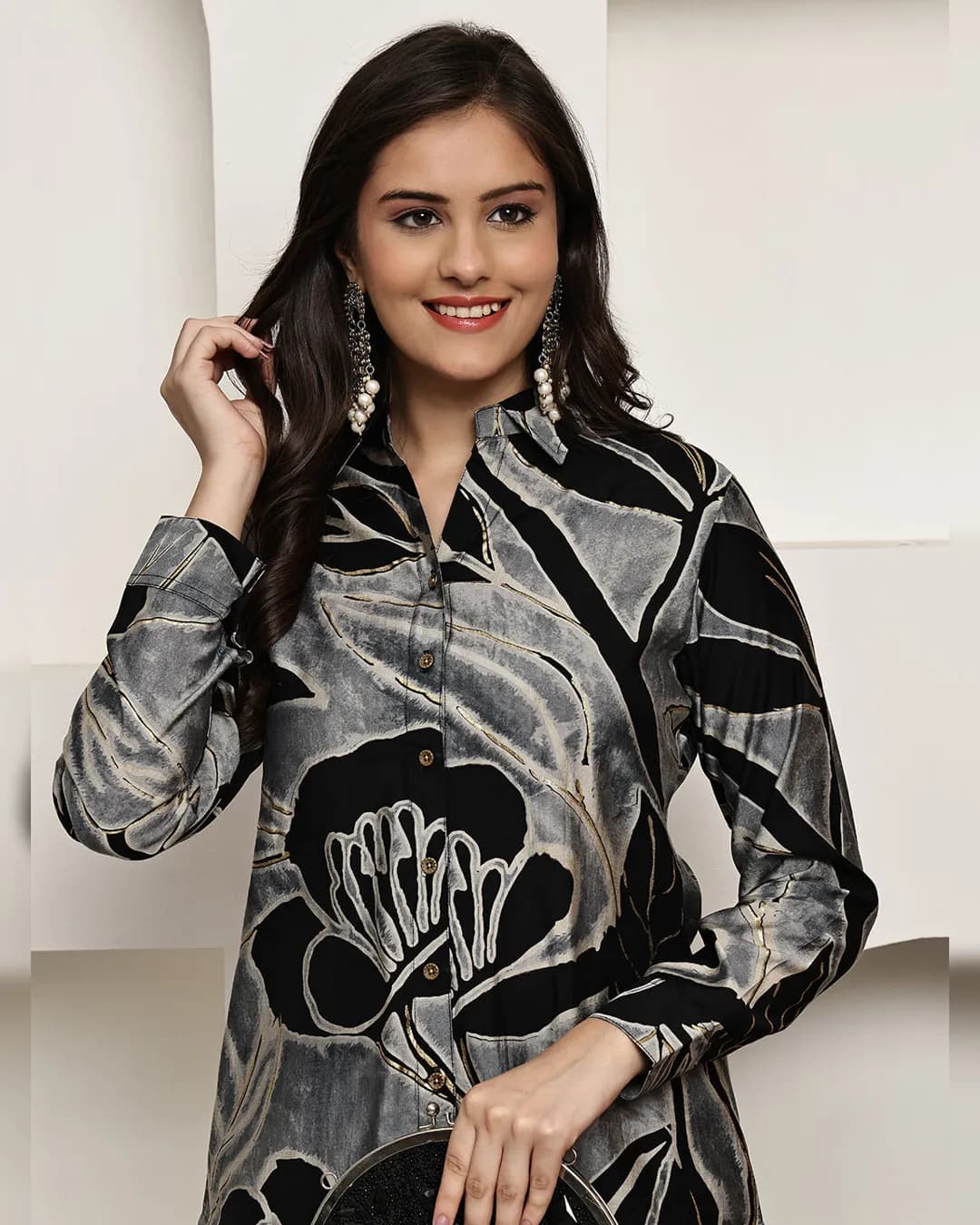 Black Floral Printed Premium Chanderi Co-Ord Set alternate view