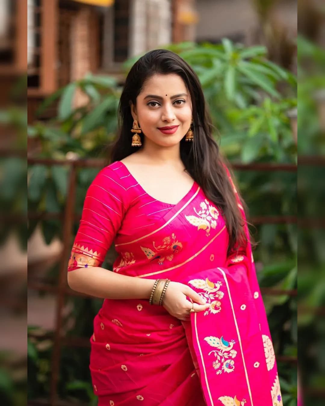 Premium Soft Banarasi Silk Saree with Rich Zari Pallu & Tassels alternate view