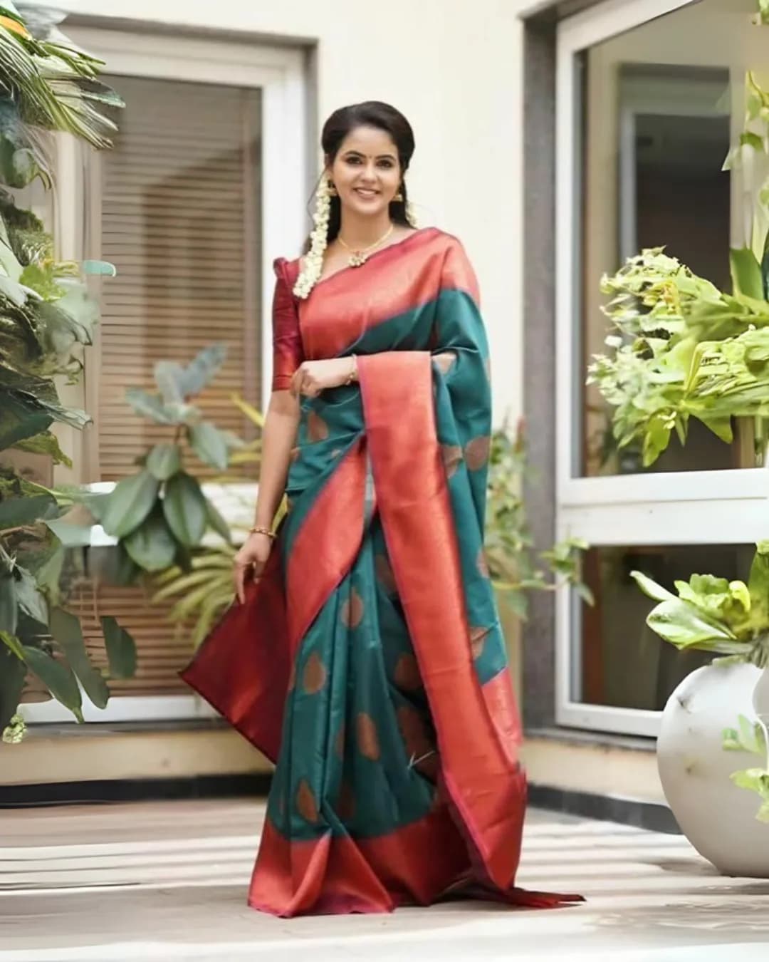 Premium Soft Lichi Silk Saree with Rich Pallu & All-Over Jacquard Weaving