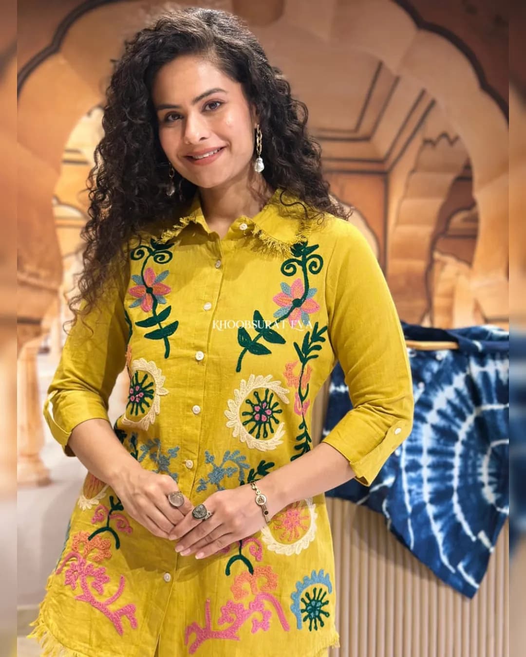 Elegant Cotton Embroidered Co-Ord Set with Aari Work & Lace Detailing alternate view