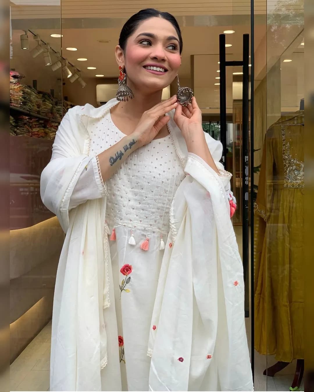 Festival Special Chanderi Silk 3-Piece Set – Embroidered Top, Pant & Dupatta alternate view