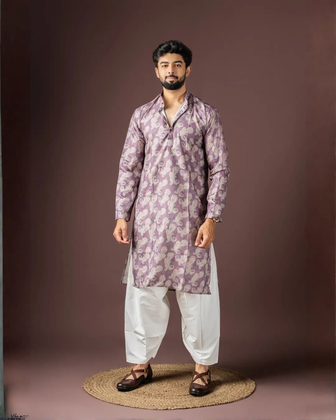 Men’s Baarati Vol 06 Festive Kurta with Bottom Set in Blended Cotton & Art Silk