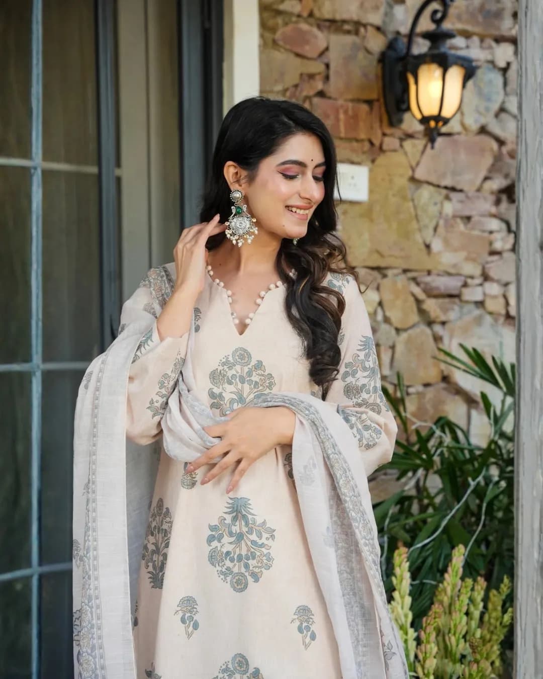 Heavy Muslin Digital Printed Kurti Pant Dupatta Set – Straight Style Casual Wear alternate view