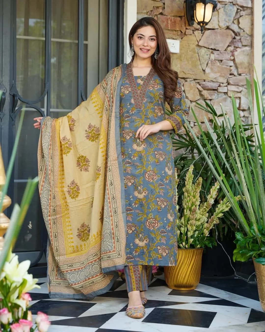 Heavy Muslin Digital Printed Kurti Pant Dupatta Set – Straight Style Casual Wear