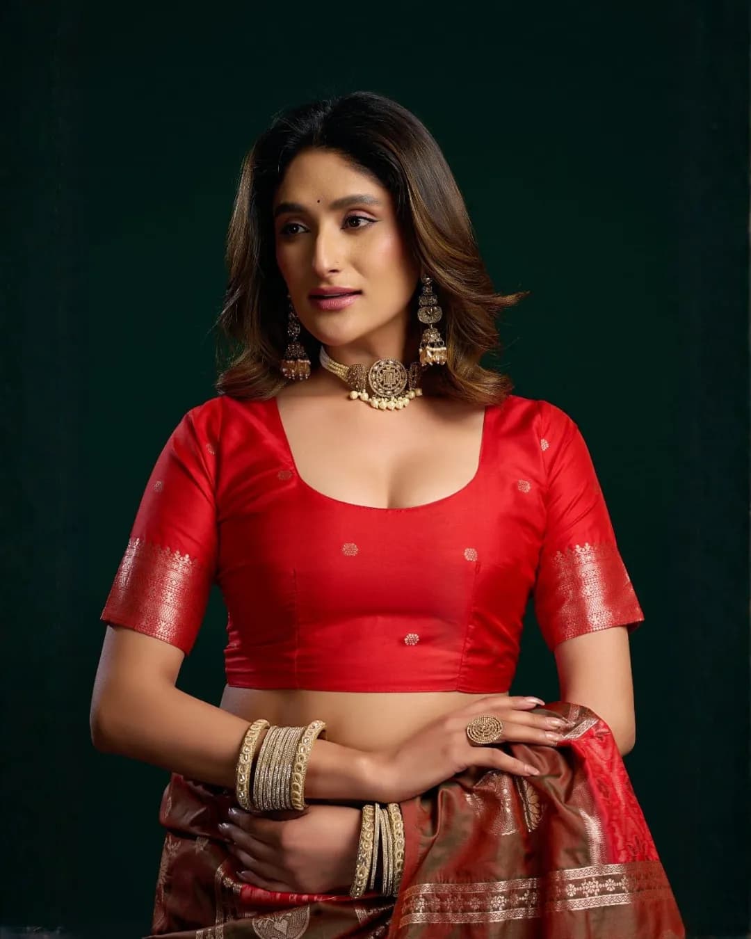 Banarasi Soft Silk Zari Weaving Saree – Elegant Traditional Saree alternate view