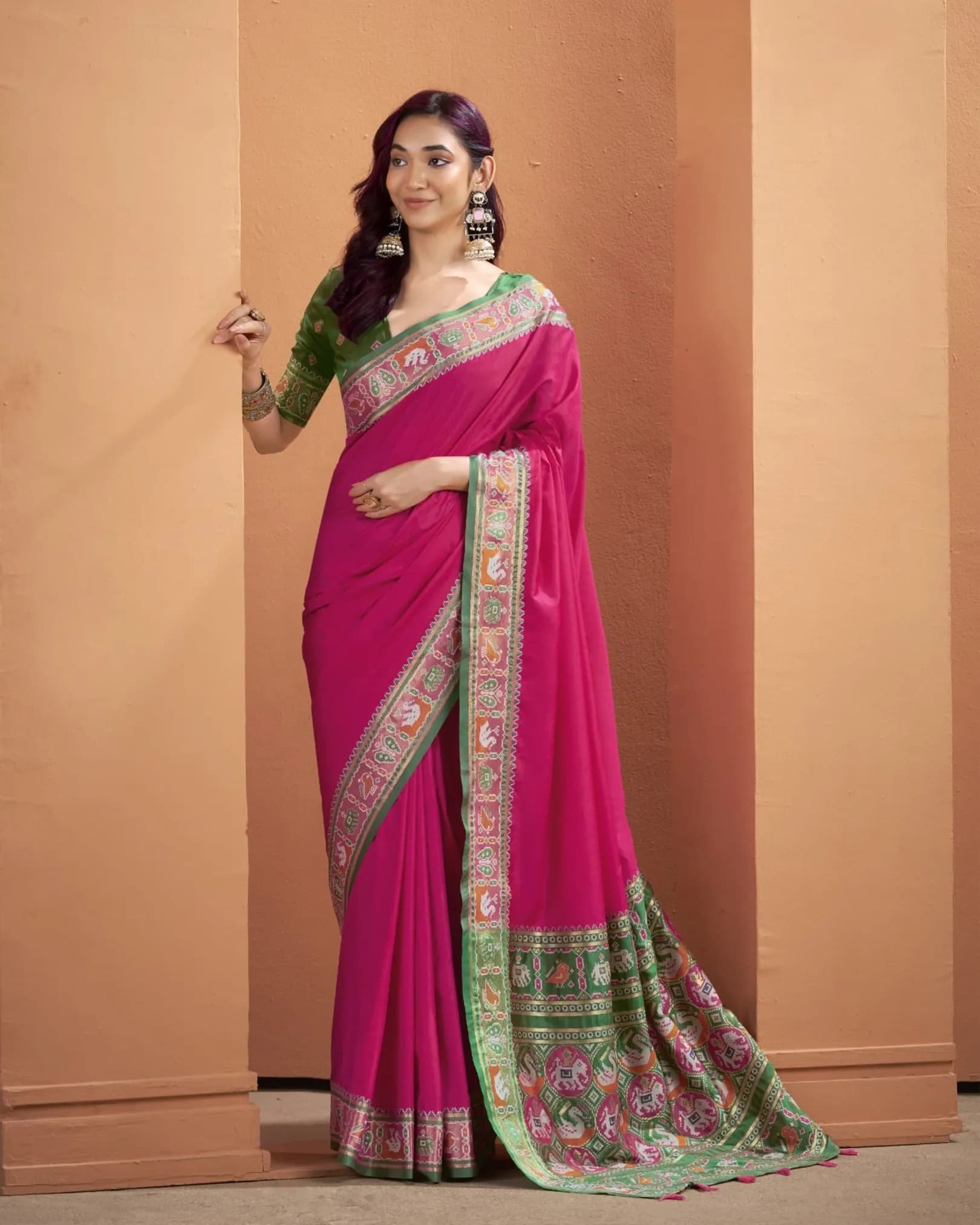 Silk Patola Weaving Saree with Designer Pallu & Contrast Blouse