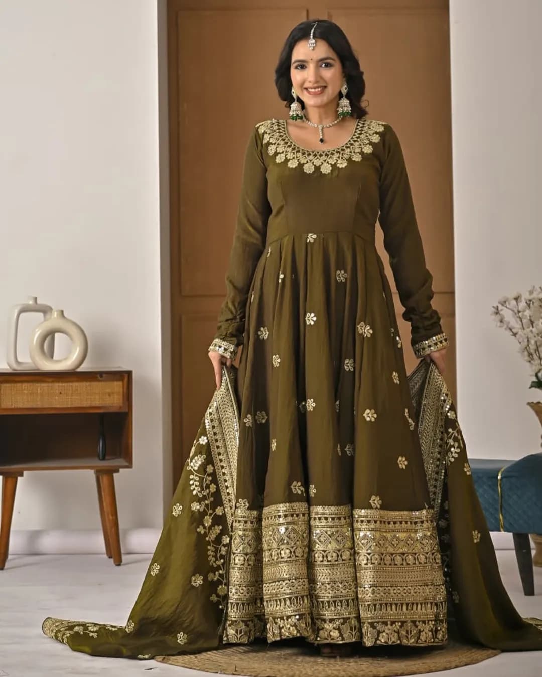 Designer Vichitra Silk Anarkali Suit Set with 5mm Sequins Embroidery & 4 Meter Flair alternate view