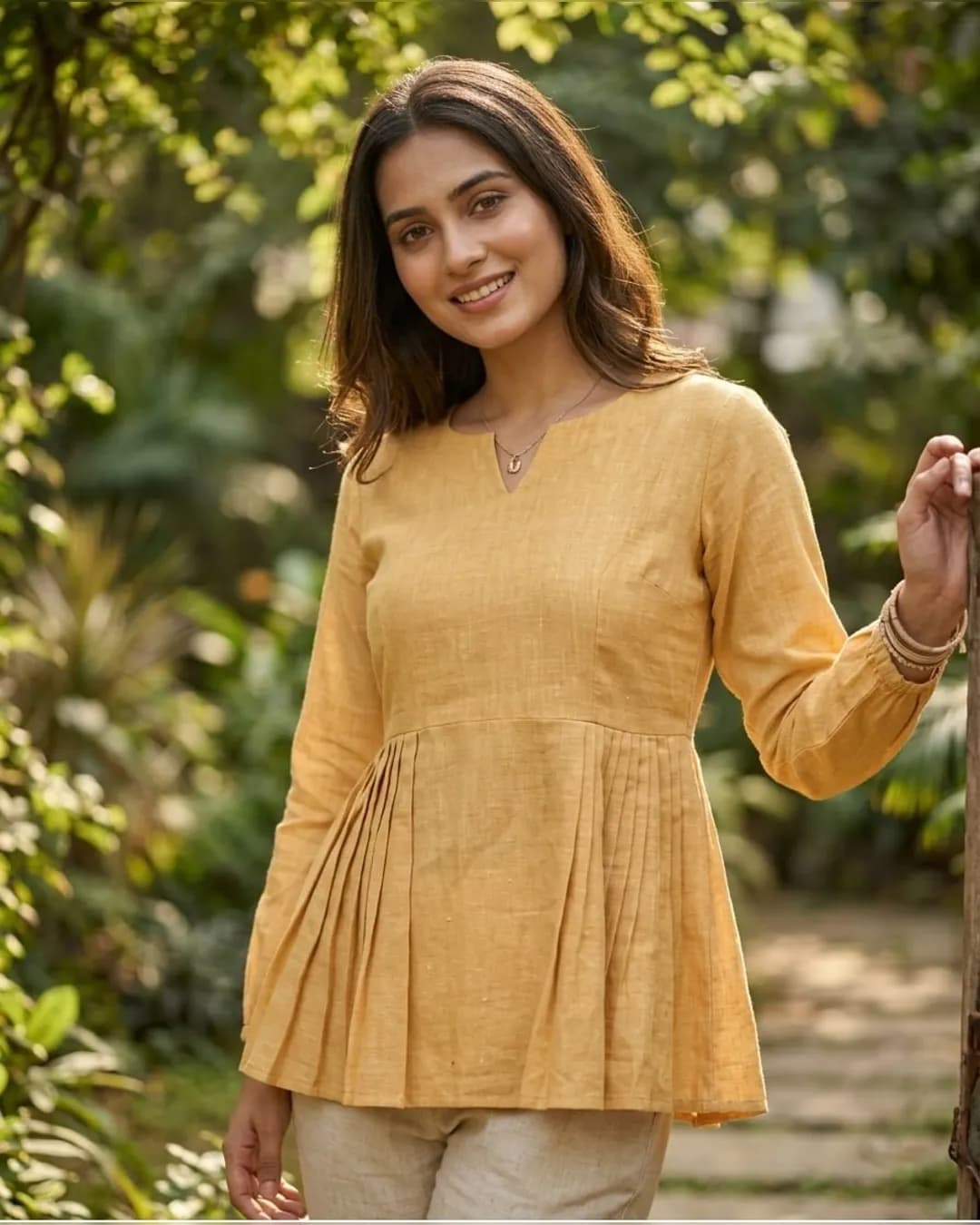 Linen Cotton Top Pant Set with Frill Stitch & Full Sleeves alternate view