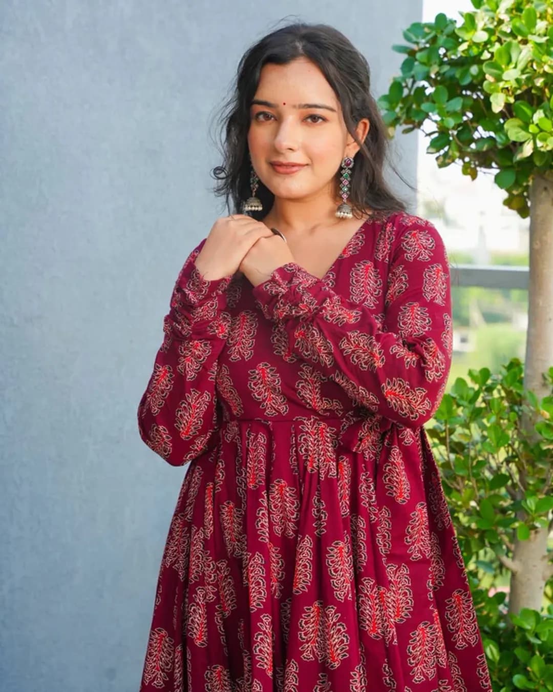 Rayon Digital Printed Anghrakha Kurti with Bottom alternate view