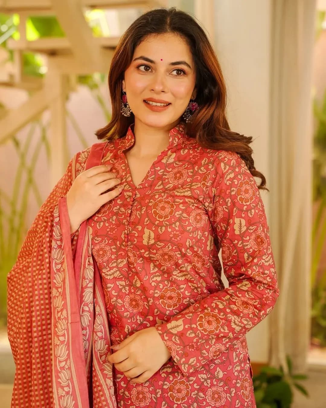 Cambric Cotton Straight Printed Kurti Set with Bottom & Dupatta alternate view