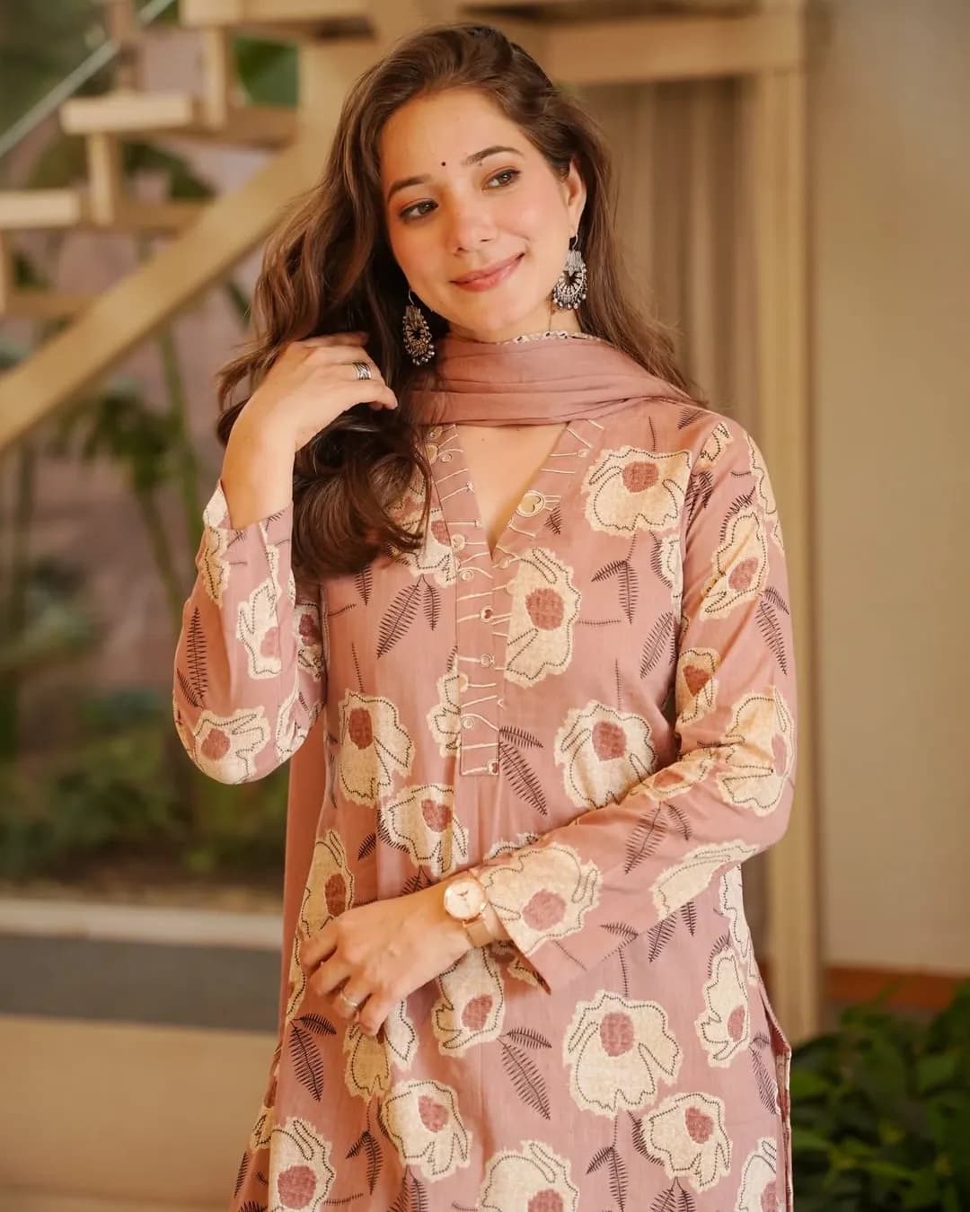 Cambric Cotton Straight Printed Kurti Set with Bottom & Dupatta alternate view