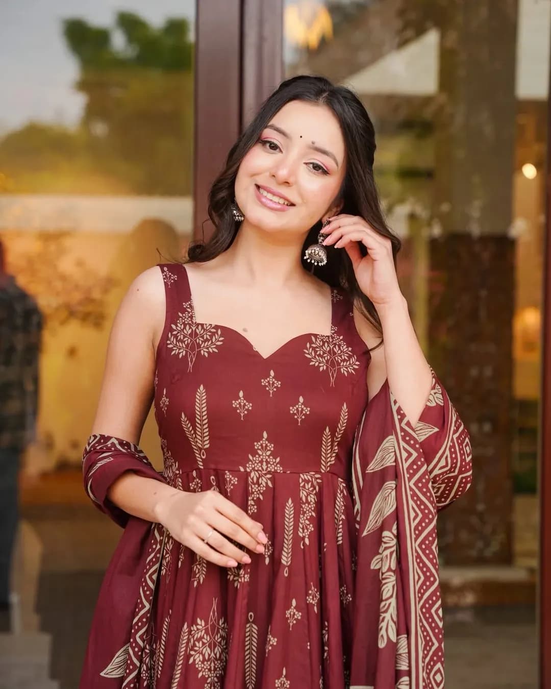 Muslin Digital Printed Kurti Set with Bottom & Dupatta alternate view