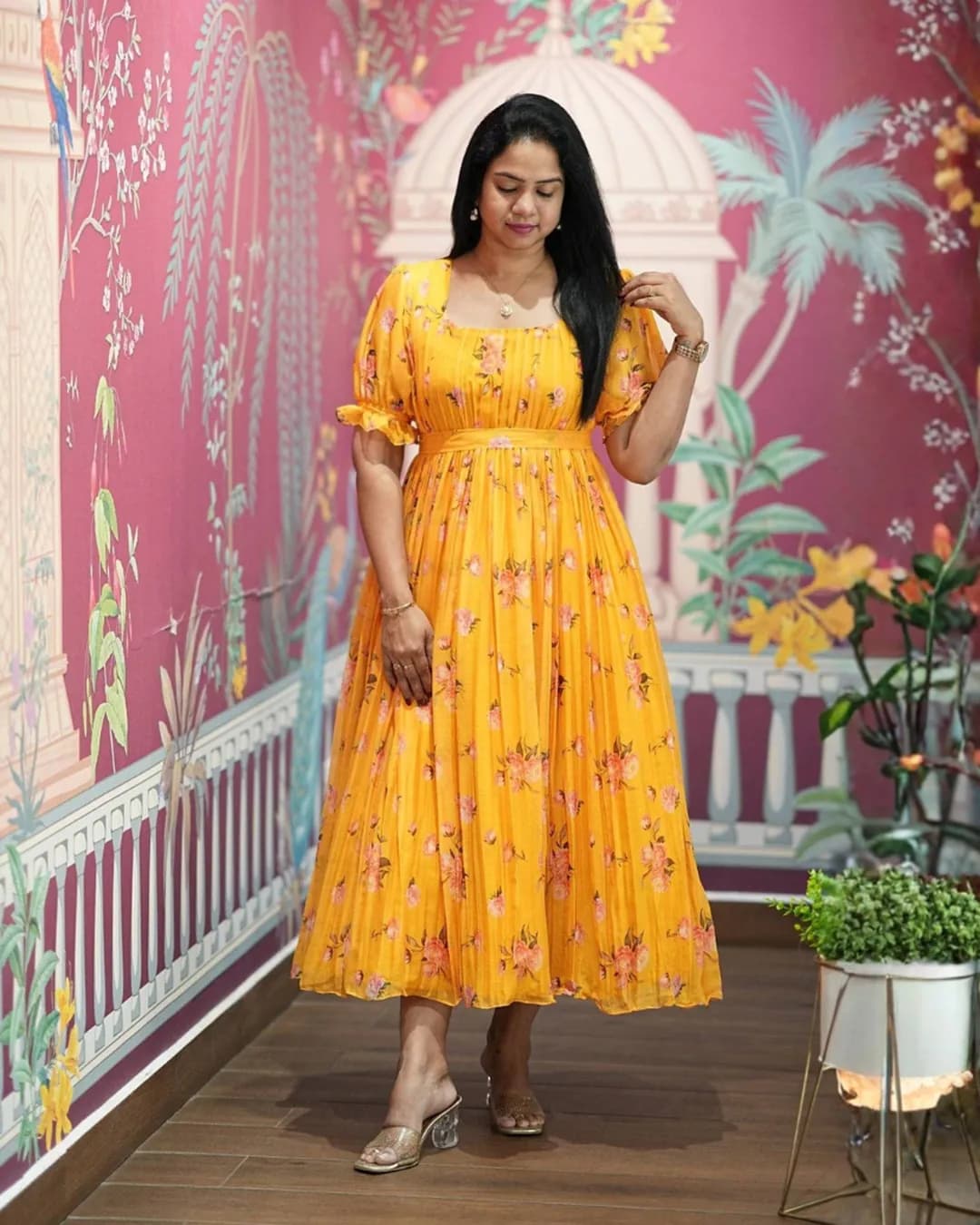Women's Alfino Chiffon Floral Midi Dress