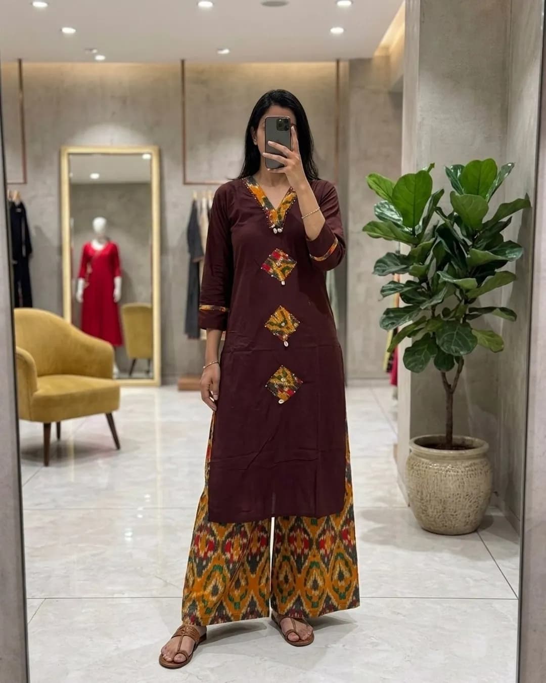 Women's Cotton Ikkat Print Co-Ord Set with Side Pocket alternate view