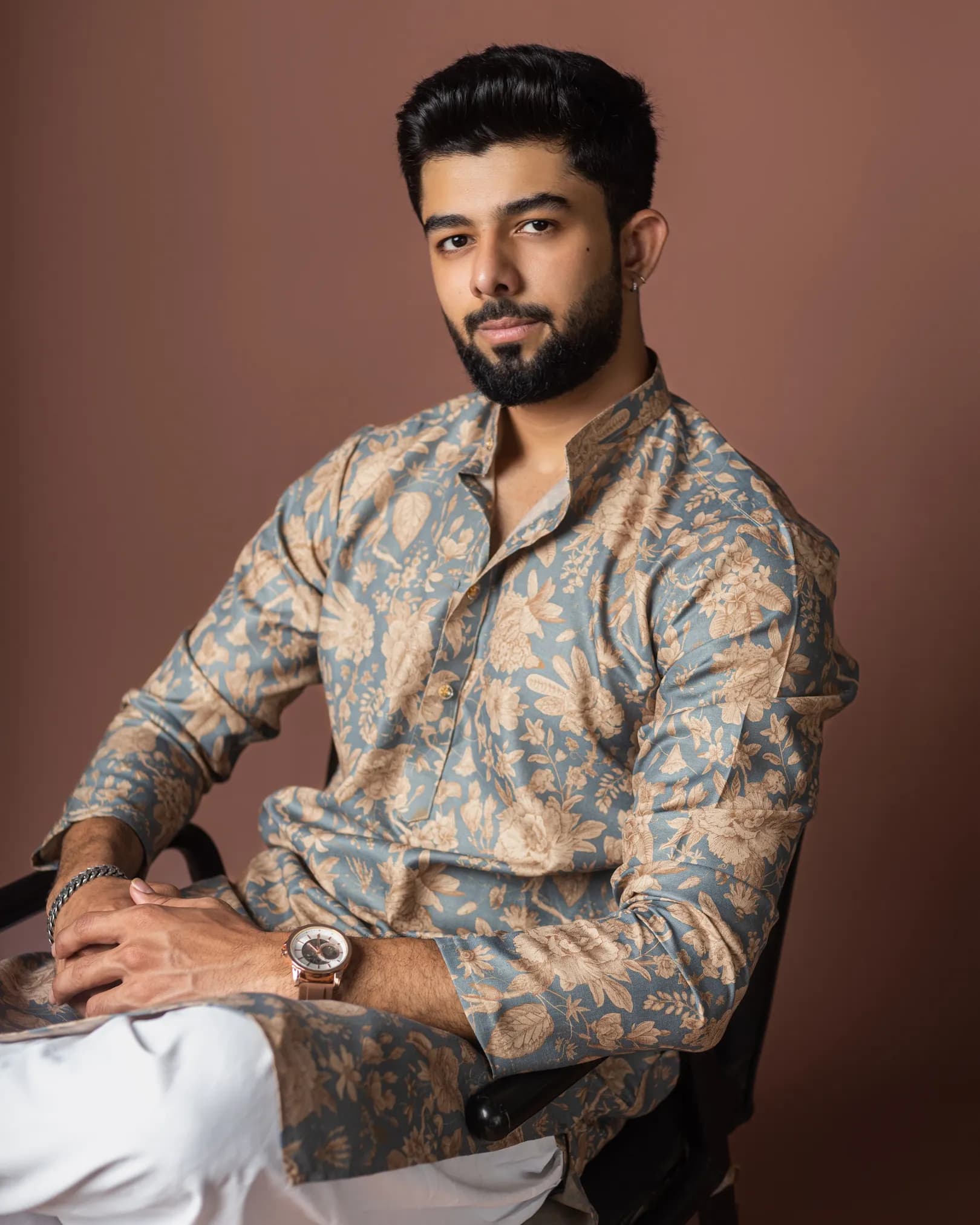 Premium Men’s Festive Wear Blended Linen Kurta with Cotton Bottom Set alternate view