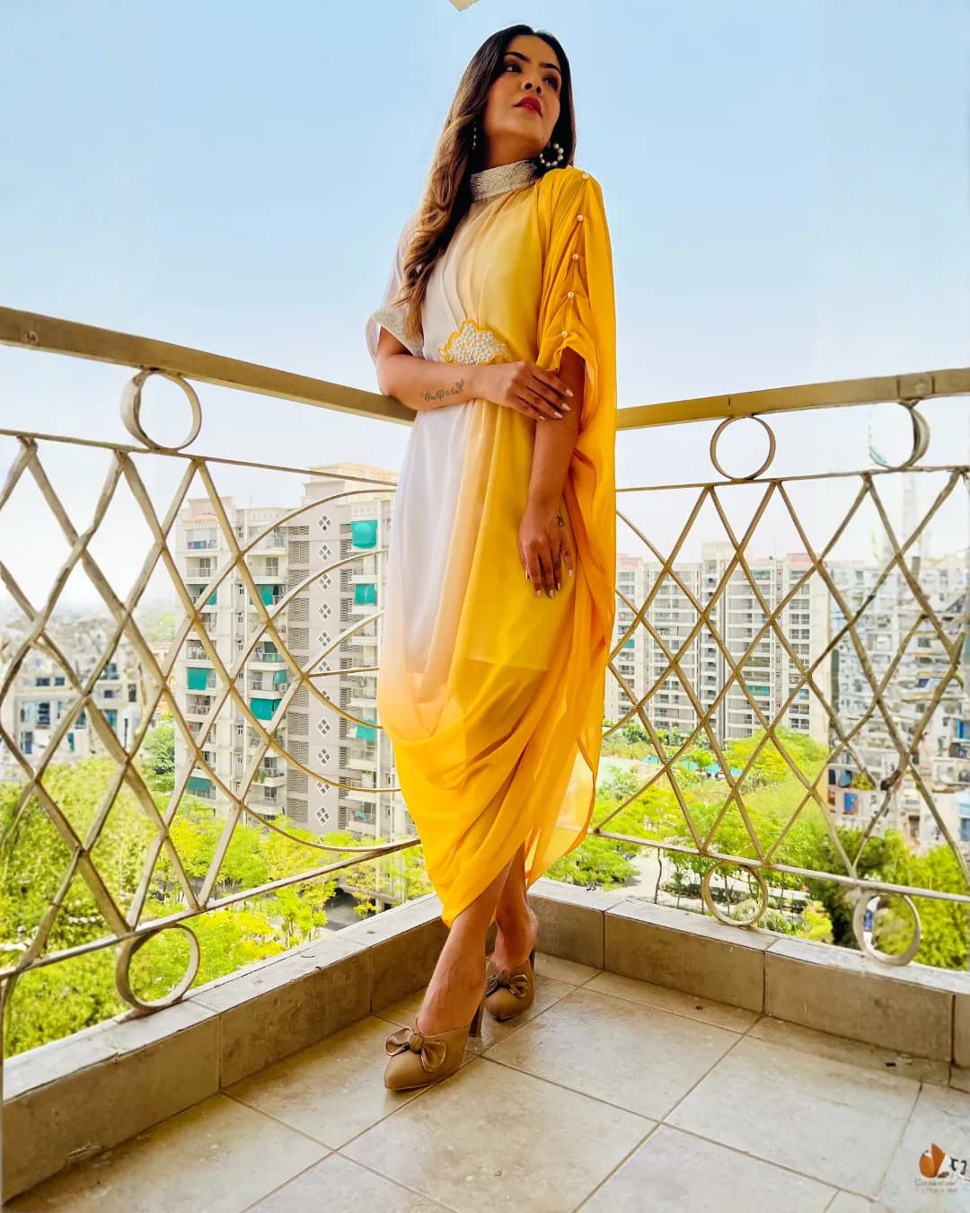 Elegant Twin Shade Kaftan - Summer Collection by Sapnaaz Fashion alternate view